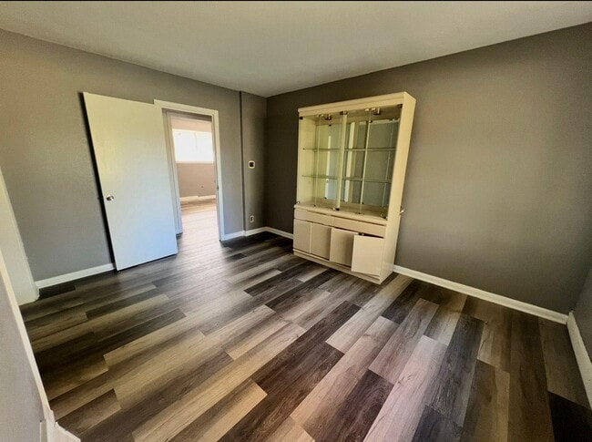 Building Photo - 5629 W Lincoln Creek Dr