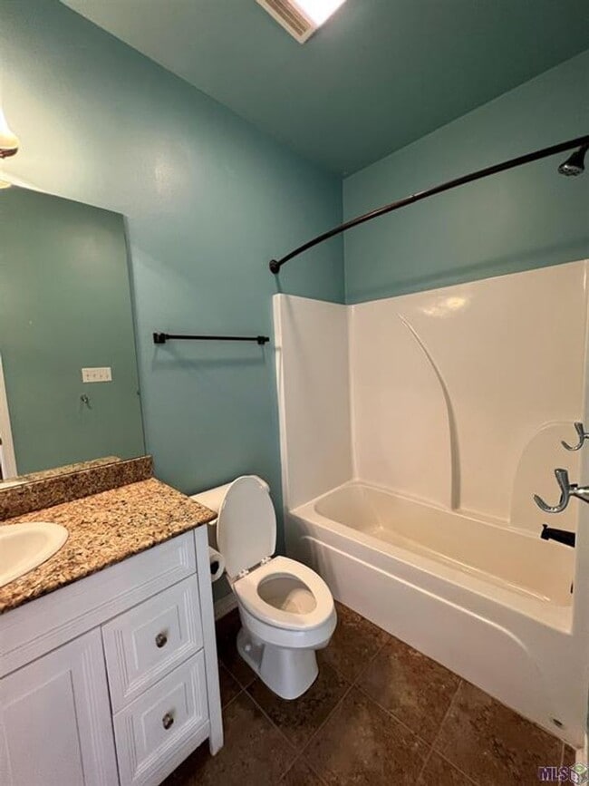 Building Photo - Charming 3 Bedroom 2 Bath home for Rent