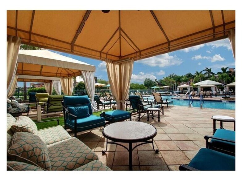 Building Photo - 2709 Via Cipriani #531A