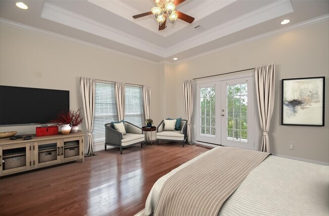 Building Photo - 513 Vincent St