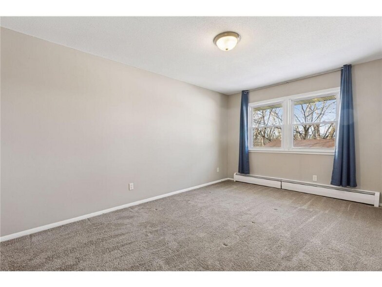 Building Photo - 1241 Circle Terrace Blvd NE