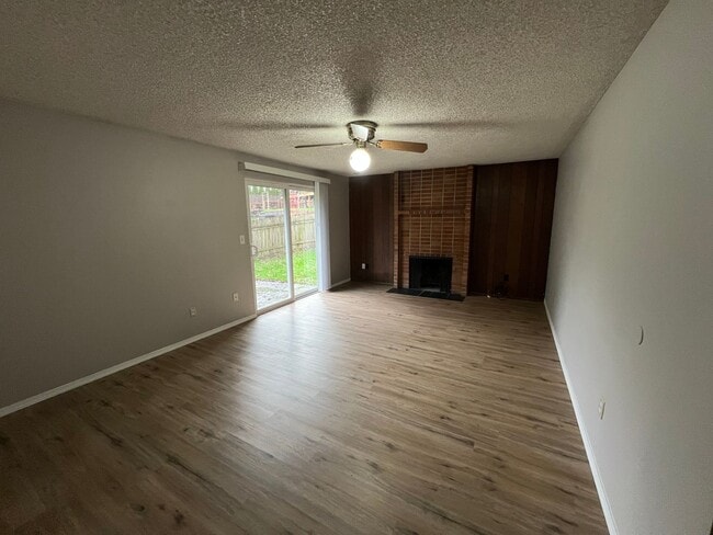 Building Photo - 1307 NW 119th St