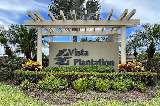 Building Photo - 33 Plantation Dr