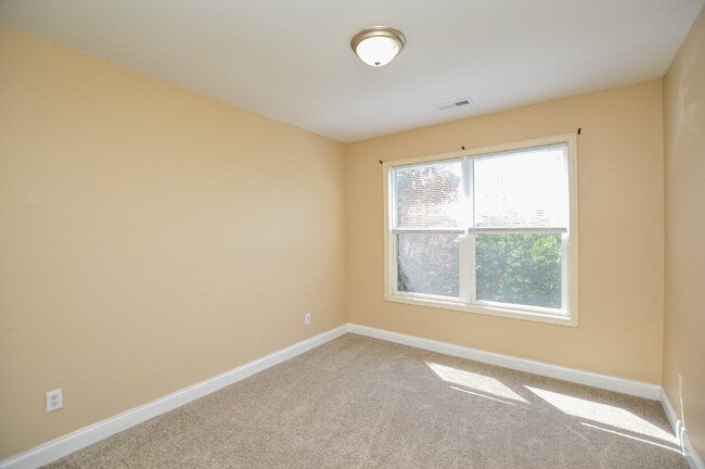 Building Photo - Townhome in Downtown Rock Hill | 3 Bed | 2 Bath | $1,750