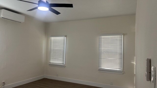 Building Photo - 739 S Chevy Chase Dr