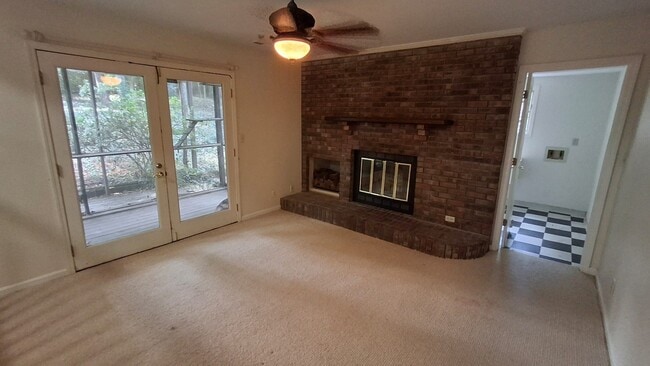 Building Photo - 108 Steele Dr