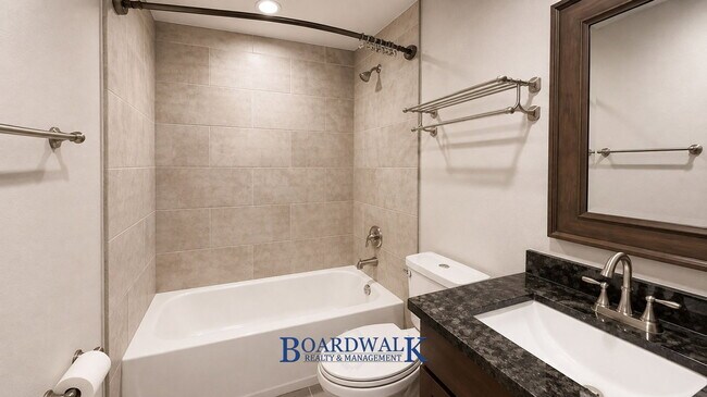 Building Photo - 555 S 900 E