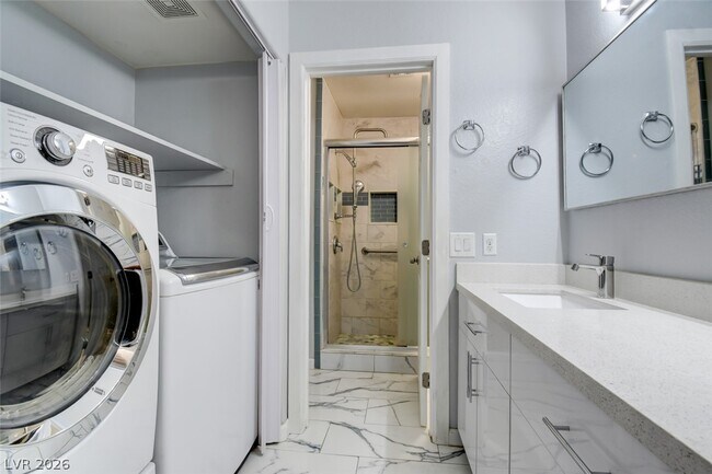 Building Photo - 8316 Vantare Ct