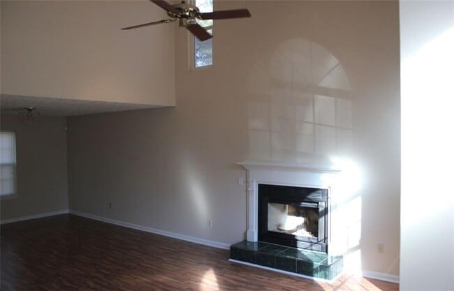 Building Photo - 4519 High Grove Ct NW