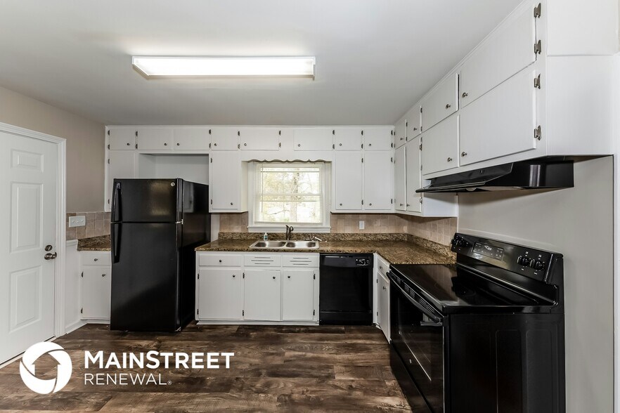 Building Photo - 1184 Dogwood Ln