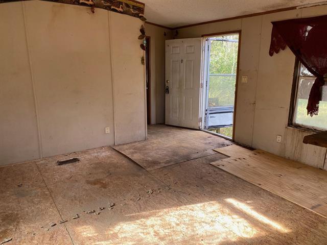 Building Photo - 1233 Suncrest Cir