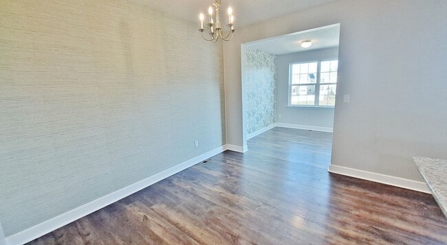 Building Photo - 3 Bed / 3-1/2 Bath Single Family Townhome