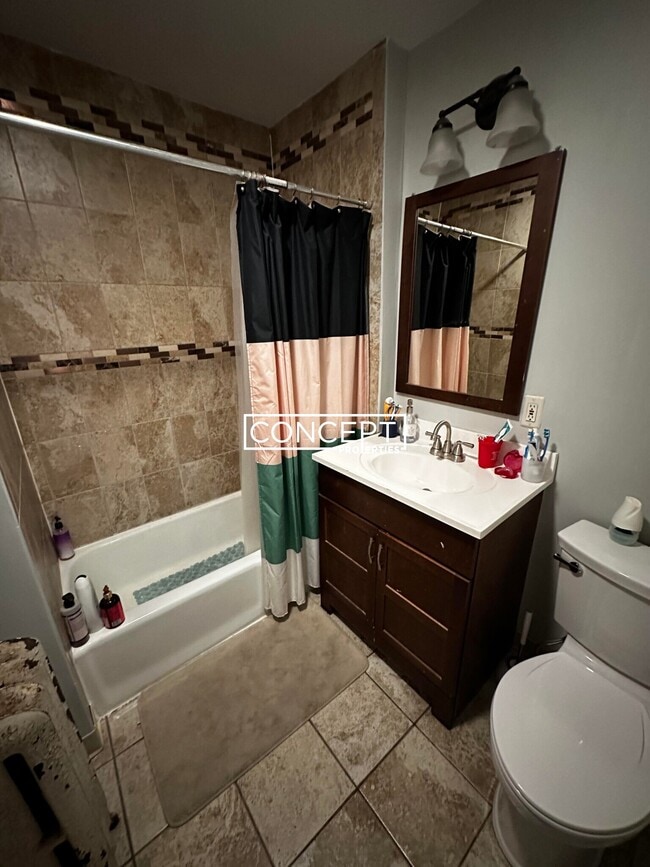 Building Photo - 10-A Carmel St. Unit 1