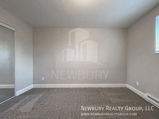 Building Photo - 1459 Poplar St