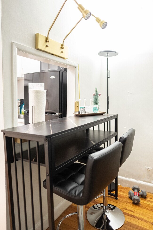 Building Photo - 330 E 74th St