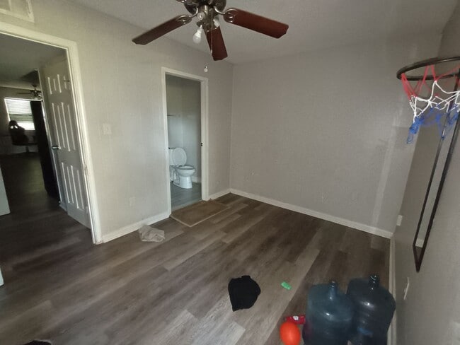 Building Photo - aya2467