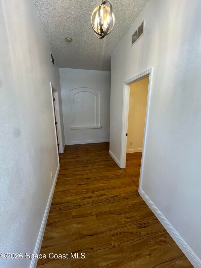 Building Photo - 3315 Casi Dr