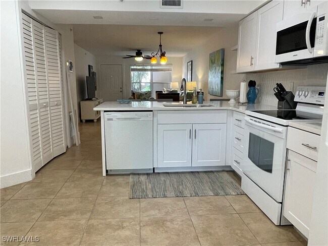 Building Photo - 28940 Bermuda Pointe Cir
