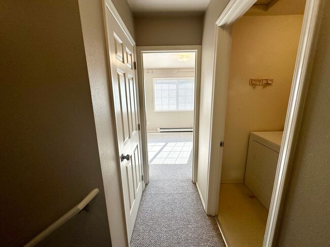 Building Photo - Introducing the Perfect Townhouse Steps Away from Central WA University!