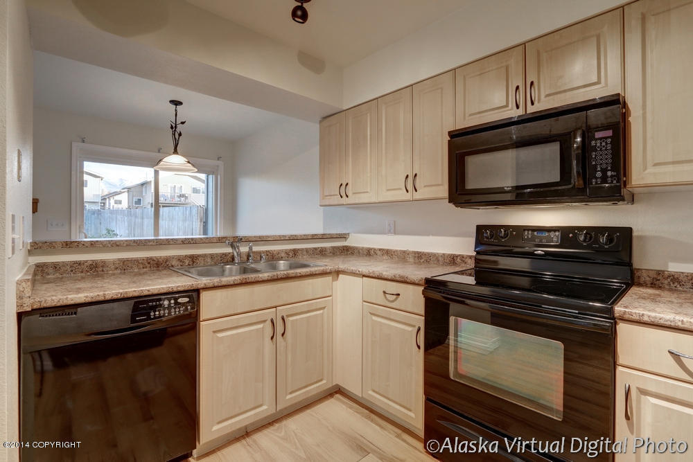 Building Photo - 8041 Medellin Cir