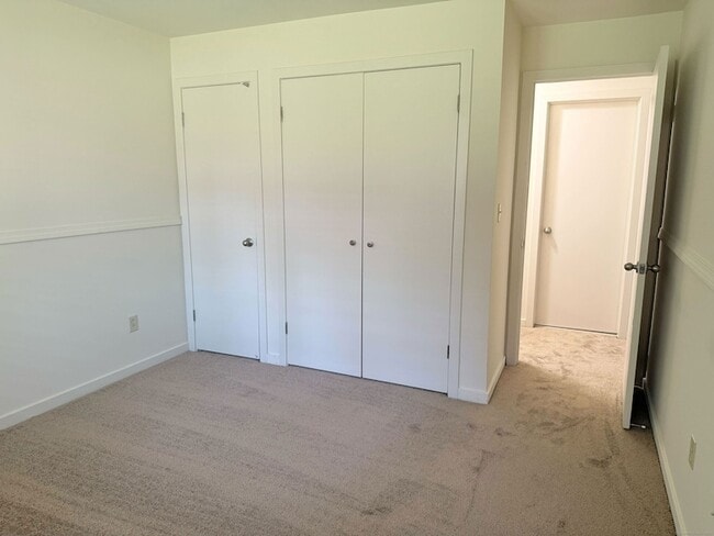 Building Photo - 105 Montoya Dr