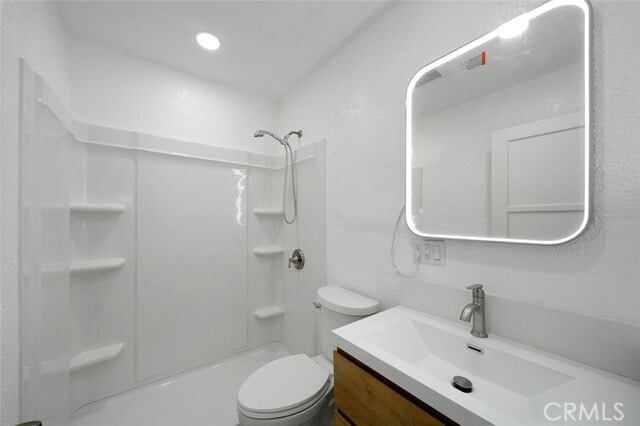 Building Photo - 3003 Obama Blvd