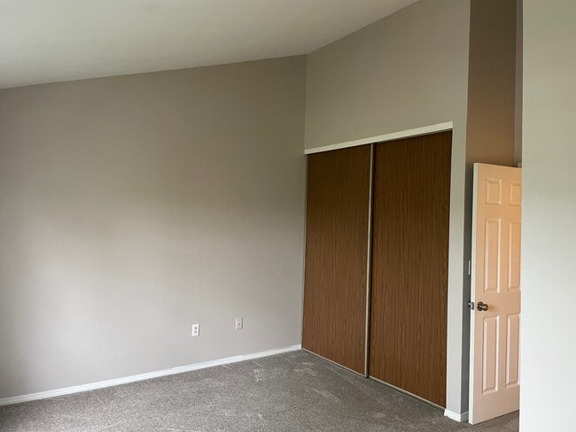 Building Photo - 9696 W Chatfield Ave