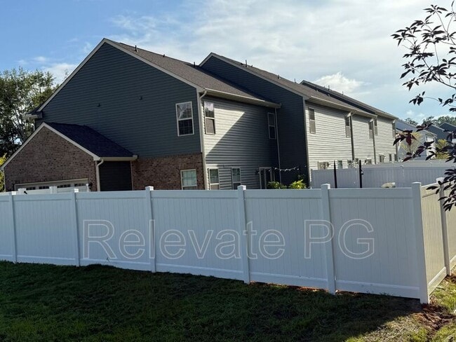 Building Photo - 5100 Ellingshire Dr