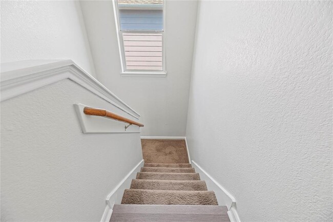 Building Photo - 16314 Chandler Ridge Ln