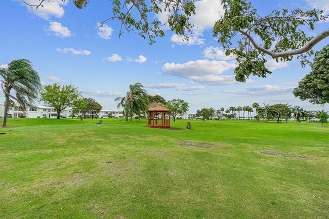 Building Photo - 330 S Golf Blvd