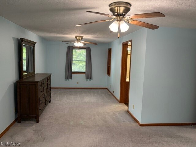 Building Photo - 5675 S Park Blvd