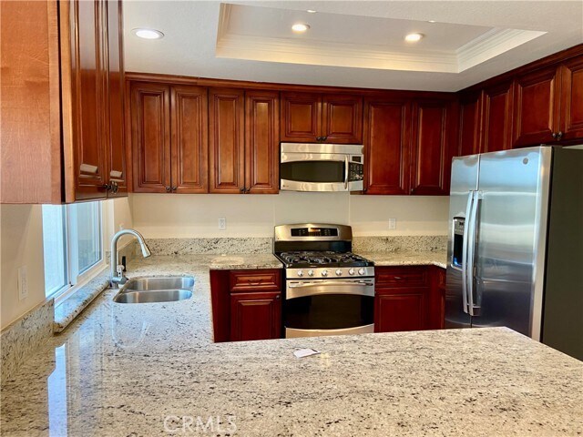 Building Photo - 28732 Rancho Del Lago