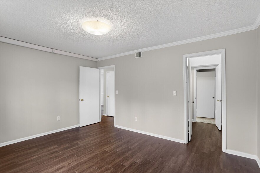 Building Photo - 53 Monet Ct NW