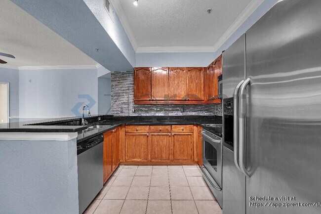 Building Photo - 5125 Palm Springs Blvd