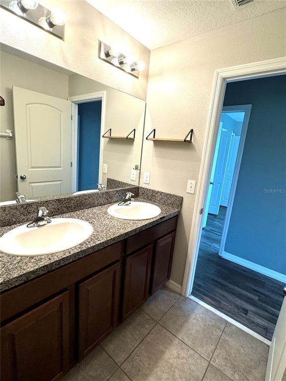 Building Photo - 4329 Globe Thistle Dr