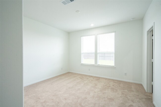 Building Photo - 23902 Tillage Ln