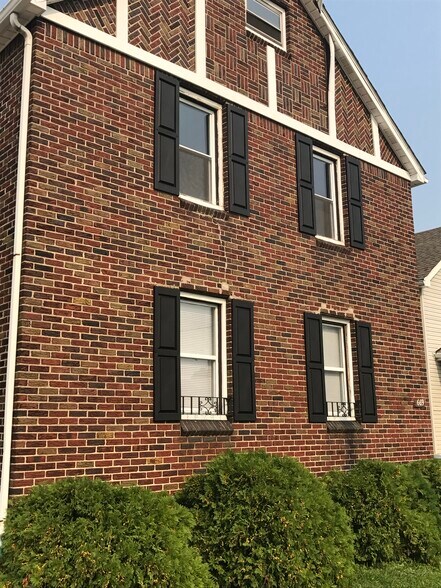 Building Photo - 669 Englewood Avenue