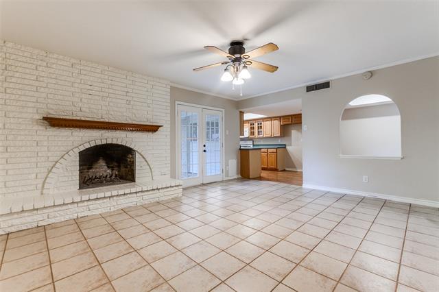 Building Photo - 1221 Middle Cove Dr
