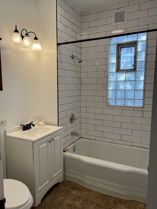 Building Photo - 9757 S Ave M