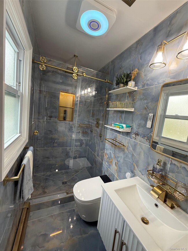 Building Photo - 10 Candlewood Rd