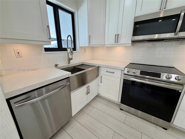 Building Photo - 16320 SW 278th St