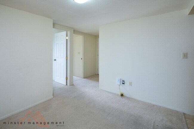 Building Photo - 1904 Naio St