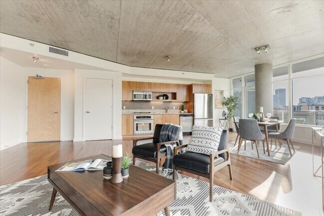 Building Photo - 1926 W Burnside St