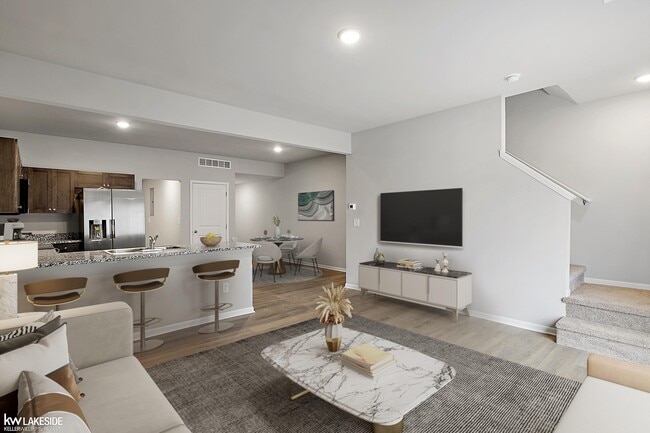 Building Photo - 28140 Delano Dr