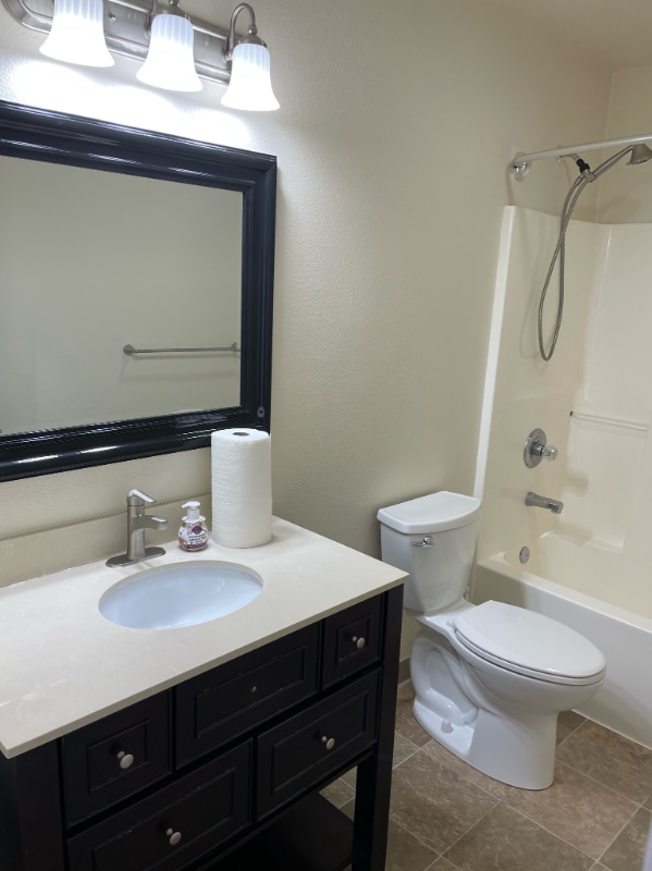Building Photo - 8918 Birch Park Cir