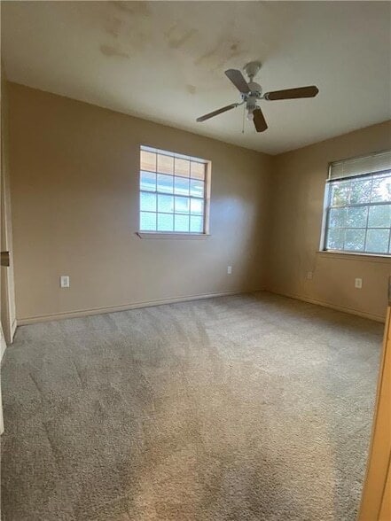 Building Photo - 4825 Jasper St