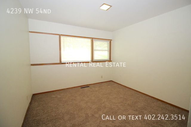 Building Photo - 4239 NW 54nd-