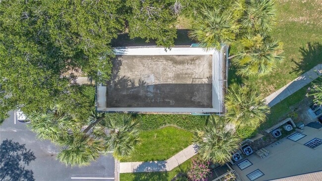 Building Photo - 955 Forest Ridge Ct