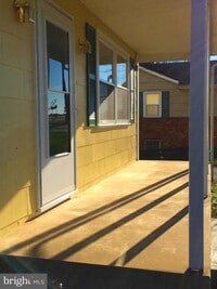 Building Photo - 3456 Fall Hill Ave