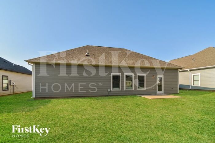 Building Photo - 135 Avalon Wy